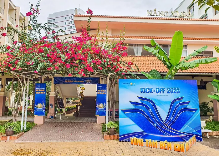 Отель Khach San Binh Minh 2*