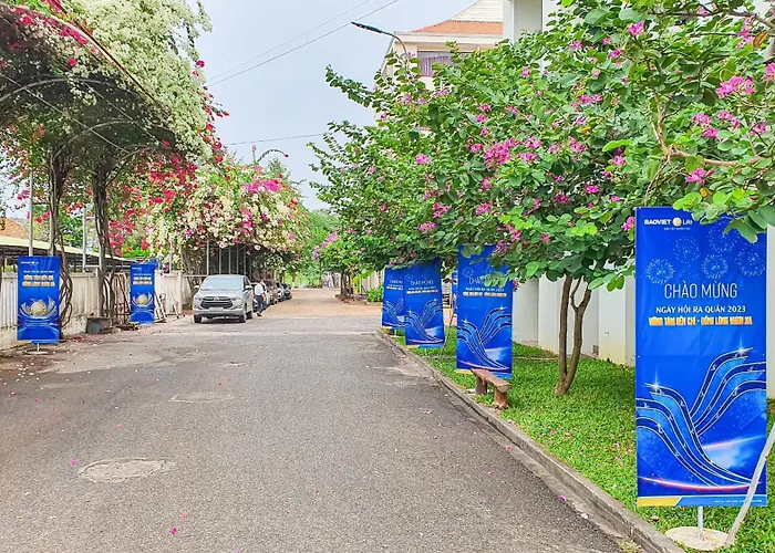 Отель Khach San Binh Minh 2*